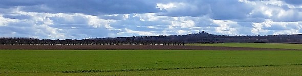 Wormersdorf und Tomburg